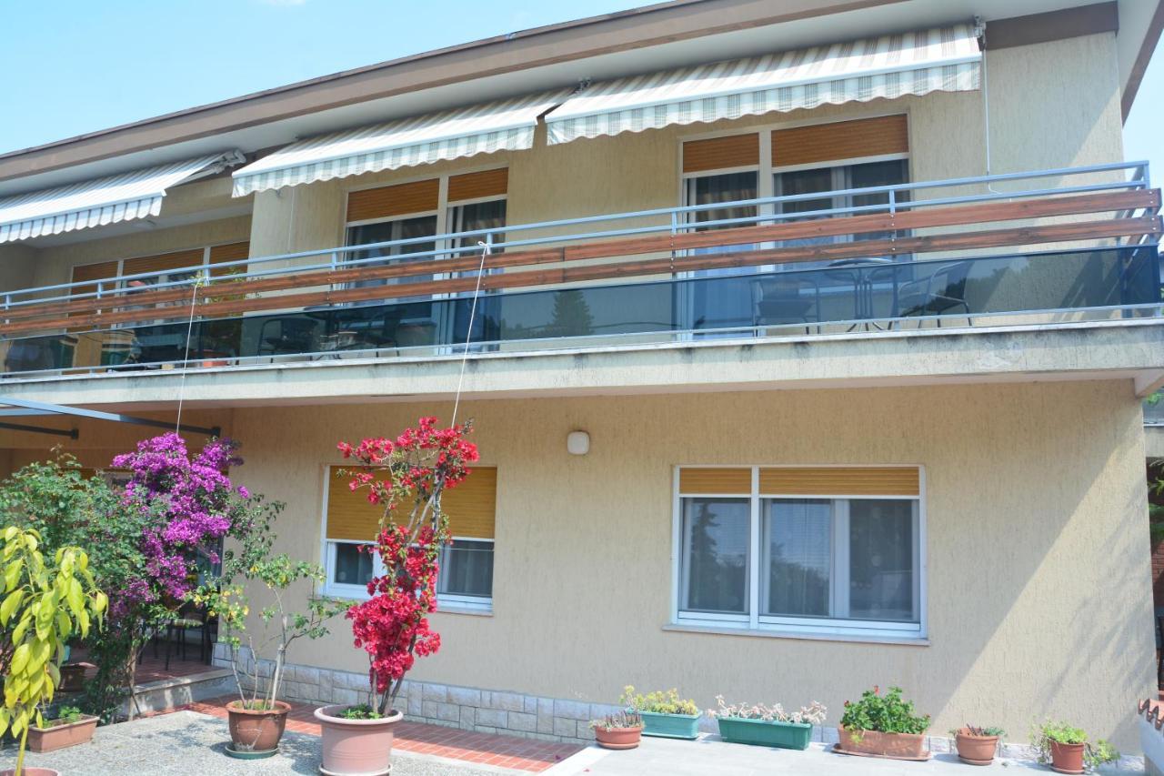 Apartments Orange Ловран Экстерьер фото
